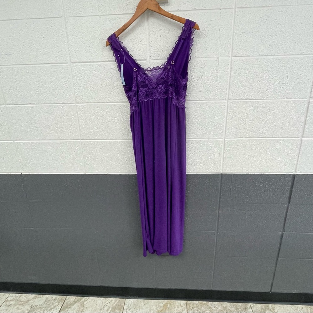 Lace Trim Purple Nightgown - Picture 6 of 8